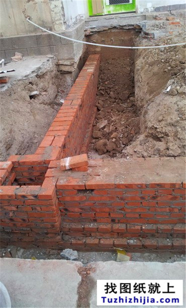 土豪金總的自建花園中式別墅直播。