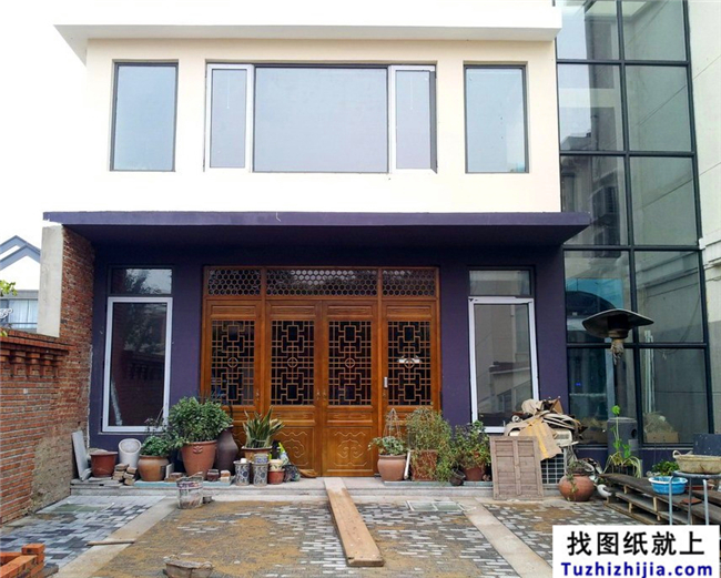 土豪金總的自建花園中式別墅直播。