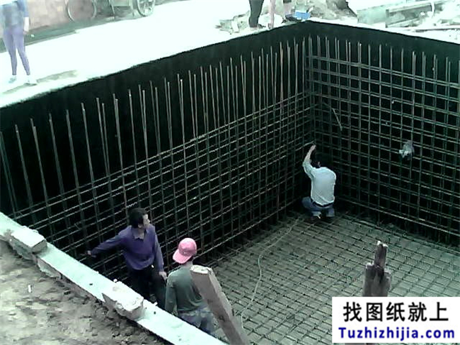 土豪金總的自建花園中式別墅直播。