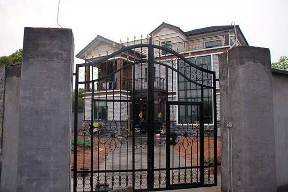 30萬農村自建3層小洋樓，高端，大氣，有面子