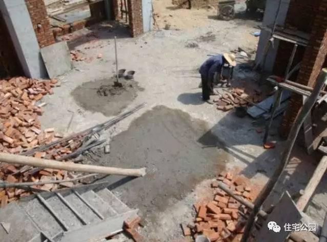 曬曬老爸為我準備的婚房，30萬建的別墅房屋怎么樣？