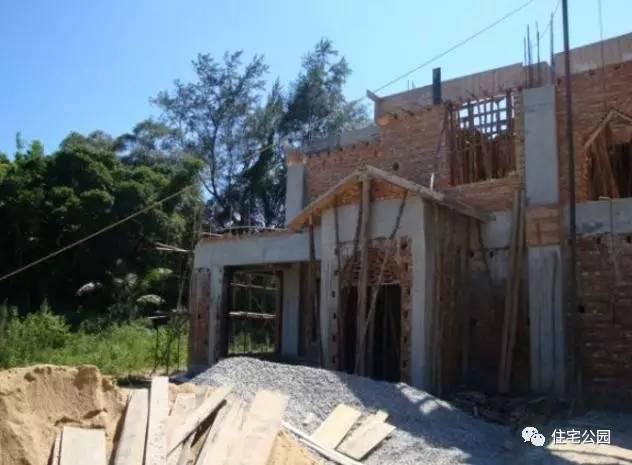 曬曬老爸為我準備的婚房，30萬建的別墅房屋怎么樣？