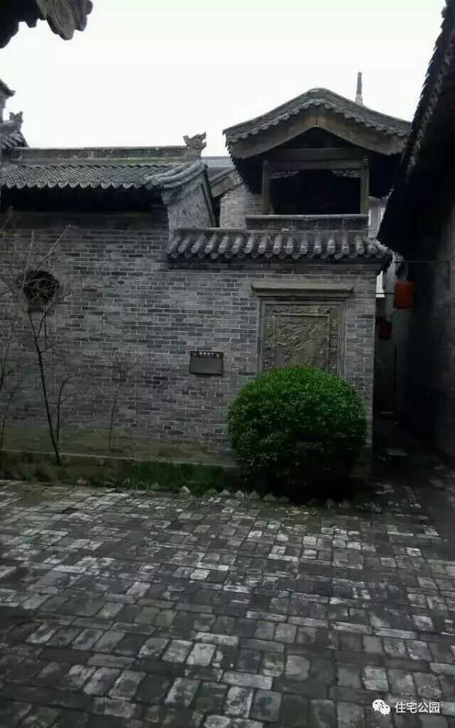 水泊梁山不僅有傳奇，也有特色民居