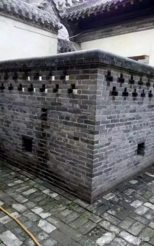 水泊梁山不僅有傳奇，也有特色民居