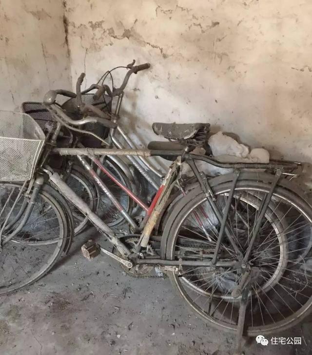 80后小伙千里歸家建新房，力求完美換掉施工隊，只是為了面子？