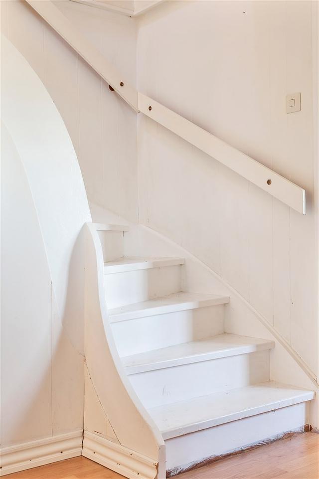 這個農村建別墅無限制 他們反而開始建小別墅 夠住舒適就好！