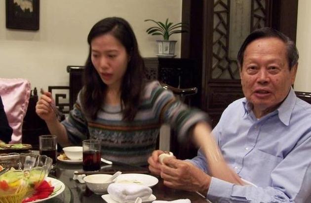 諾貝爾獎獲得者楊振寧院士，清華大學為他專門設計別墅一棟！