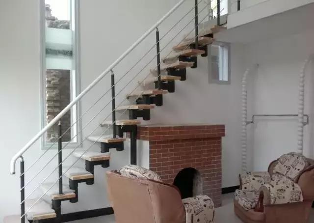 城市房?jī)r(jià)太貴，農(nóng)村小伙子把錢(qián)拿回鄉(xiāng)下蓋了一棟別墅！