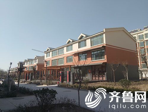 博興一農村改造小區藏“別墅群” 村民疑違章建筑