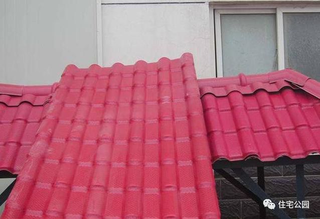 農村自建房還未蓋瓦的注意了，到底哪種屋面瓦最好？