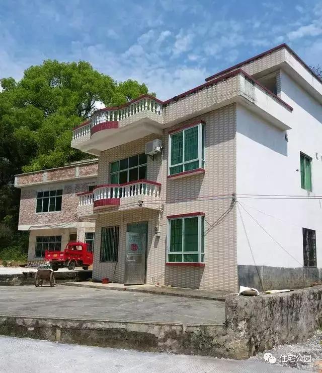 10多萬自建農(nóng)村小洋樓，造價這么便宜，再也找不出第二家！