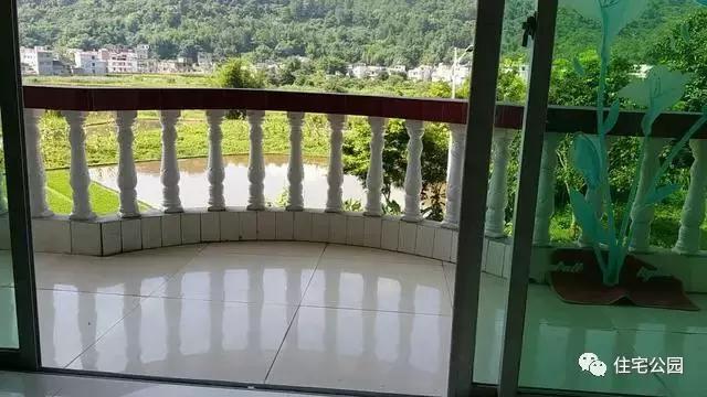 10多萬自建農(nóng)村小洋樓，造價這么便宜，再也找不出第二家！