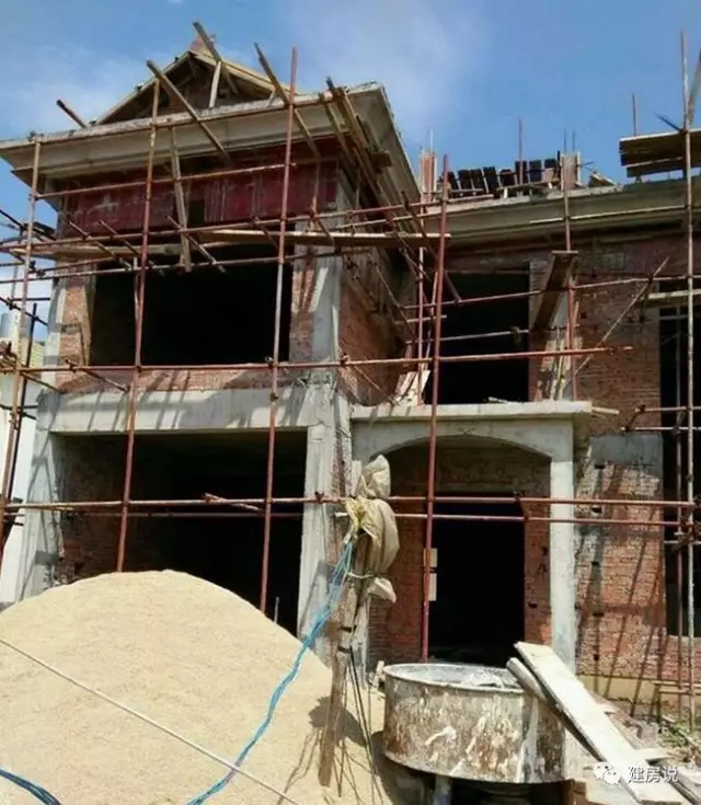 百萬自建三層農村別墅設計方案，建成后是村里最好的！