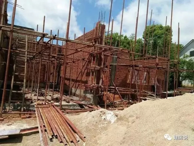 百萬自建三層農村別墅設計方案，建成后是村里最好的！