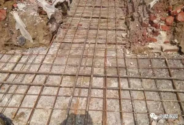 自建三層農村別墅設計，主體30多萬，親你覺得值嗎？