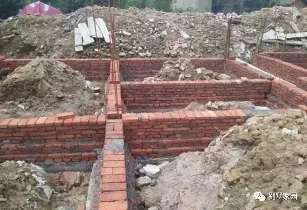 自建三層農村別墅設計，主體30多萬，親你覺得值嗎？