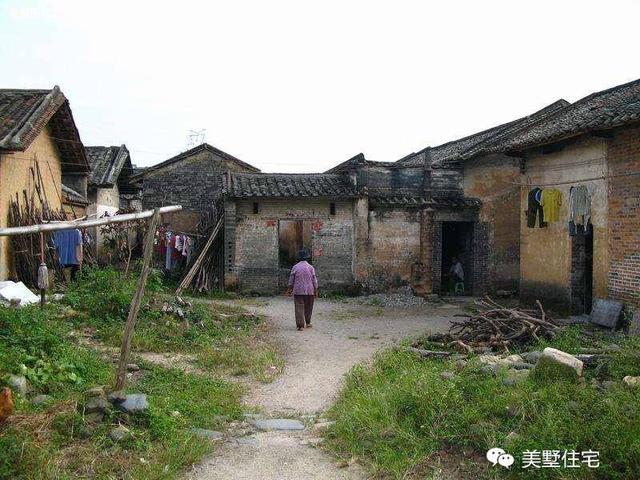 公公花50萬蓋別墅，城里媳婦看完美滋滋