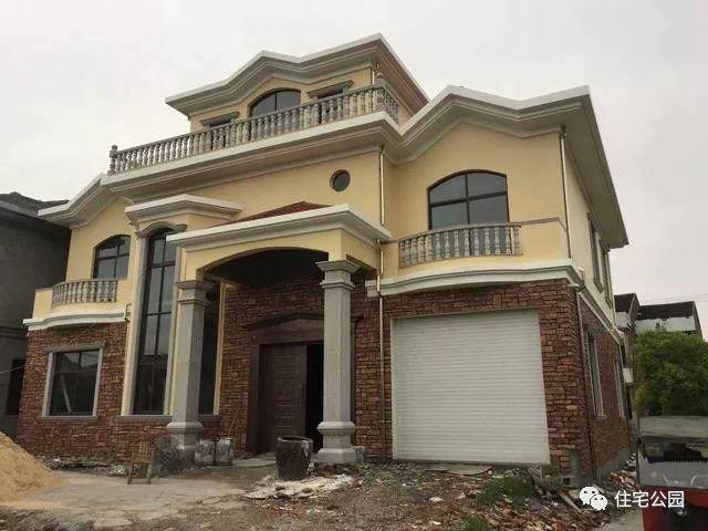 50萬蓋的三層別墅，全村就屬我家的最漂亮