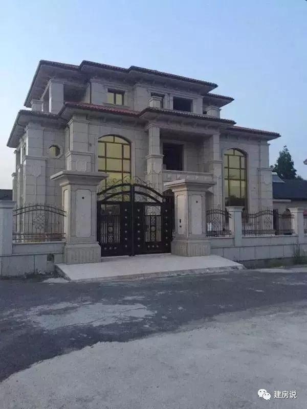 看完這些農(nóng)村豪華別墅實拍圖，才知道貧窮限制了我的想象