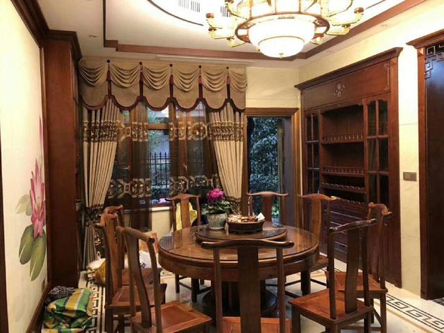 農村自建別墅光裝修就花了上百萬，看完才知道什么叫別墅