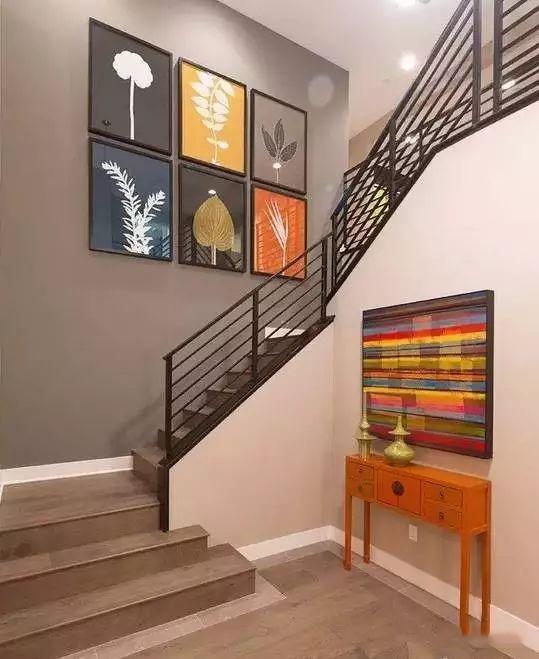 自建別墅好看的樓梯設計，好樓梯讓住宅提升一個檔次