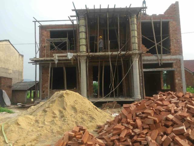 20套建好的農(nóng)村別墅實(shí)拍照片，小編最喜歡第7套，你呢