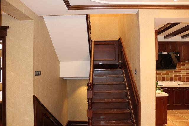 美式別墅豪宅裝修設計方案圖片，還帶小院子