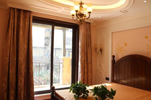 美式別墅豪宅裝修設計方案圖片，還帶小院子