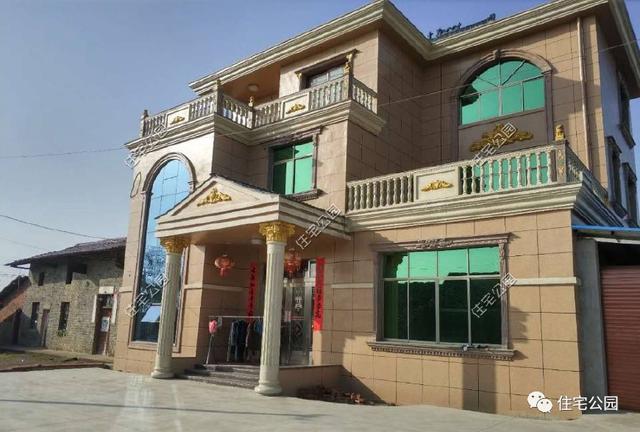 3套歐式三層農(nóng)村別墅外觀圖實拍，1、2最美，3最實用