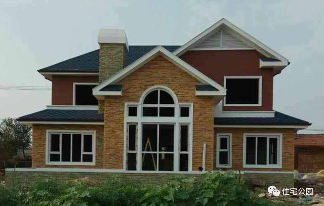 農(nóng)村自建輕鋼別墅，造價1000每平，磚混真的要被取代嗎？