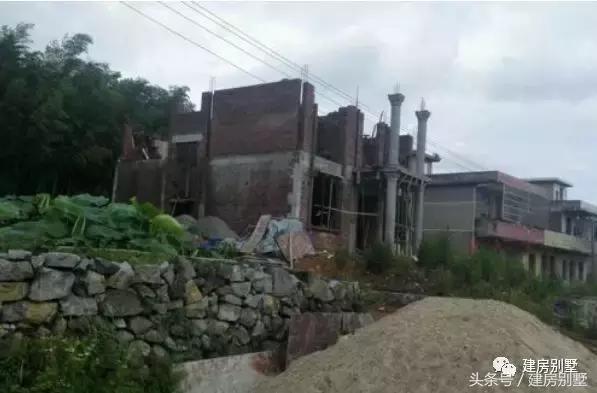 農村自建3層樓房，主體+裝修+家具一共70萬，看值不值