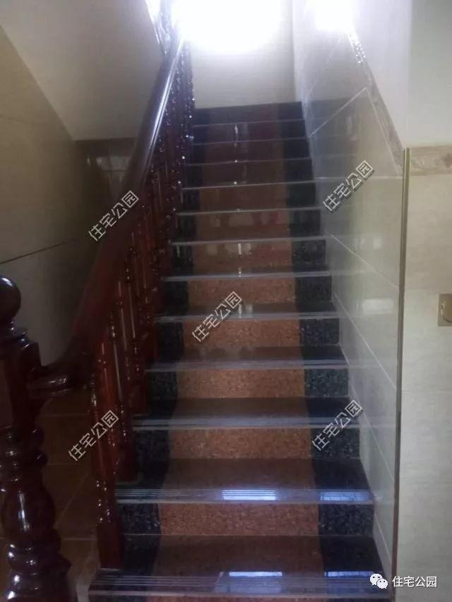 80萬(wàn)自建的三層別墅案例實(shí)拍，附裝修照片