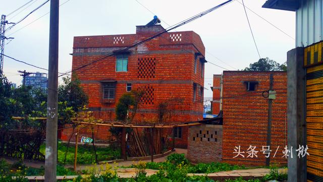 2026年農村宅基地賣給外地人，還能收不回來嗎