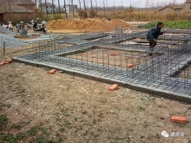 農村35萬蓋漂亮別墅，附施工過程，看看值不值