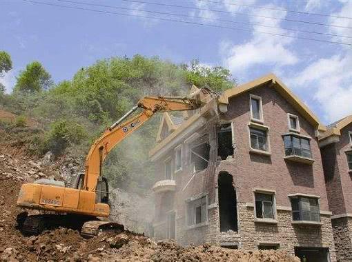 農(nóng)村蓋房三種情況不許翻建，違者重罰，建好了也不行