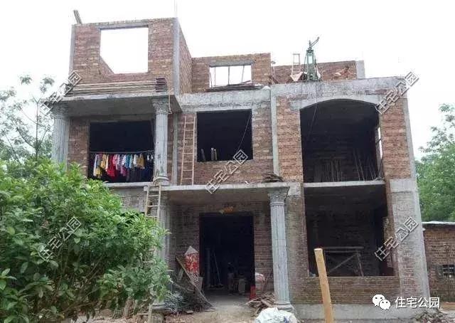 紅磚價格飆升，輕鋼結構、EPS自建房比磚混都便宜