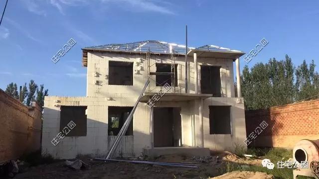 紅磚價格飆升，輕鋼結構、EPS自建房比磚混都便宜