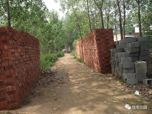 紅磚價格飆升，輕鋼結構、EPS自建房比磚混都便宜