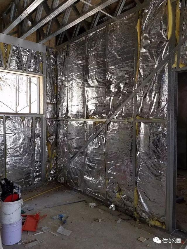 農村自建房輕鋼別墅施工過程實拍，輕鋼別墅施工沒想象的難