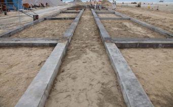 農村蓋房子挖地基怎么打結實？看完你就明白了