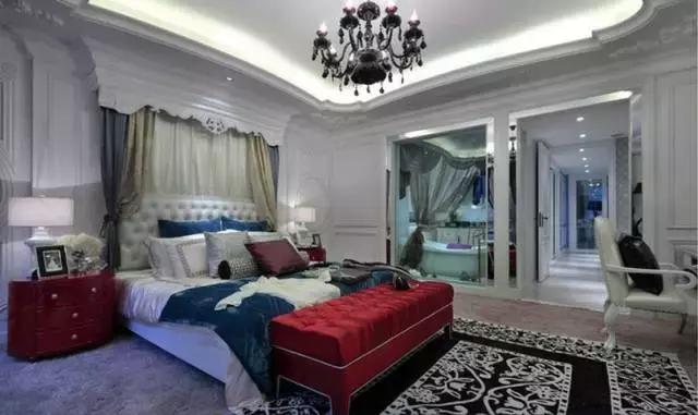 300平歐式藍(lán)調(diào)別墅裝修案例實(shí)拍，浪漫唯美