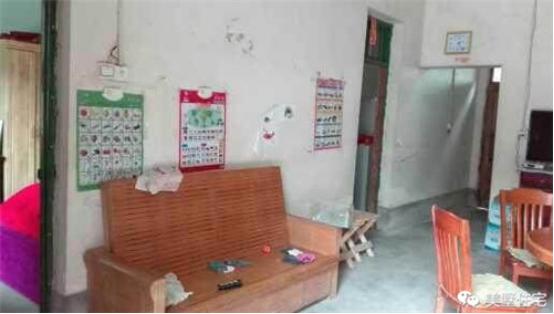 為撐臉面自建四層房屋，錢不夠只能直接住毛坯房，心酸