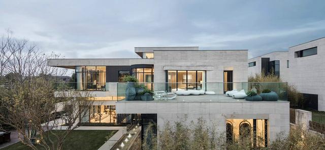 帶地下室兩層別墅裝修方案實拍，現代風，年輕人最愛