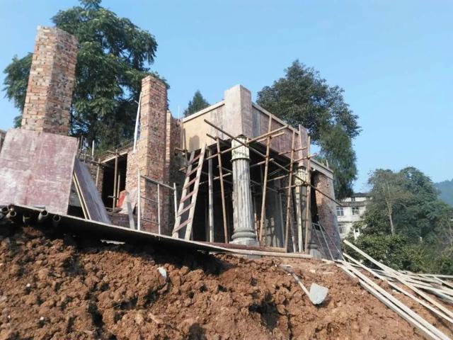 11*11米帶露臺現代二層農村小洋樓設計圖，附施工過程