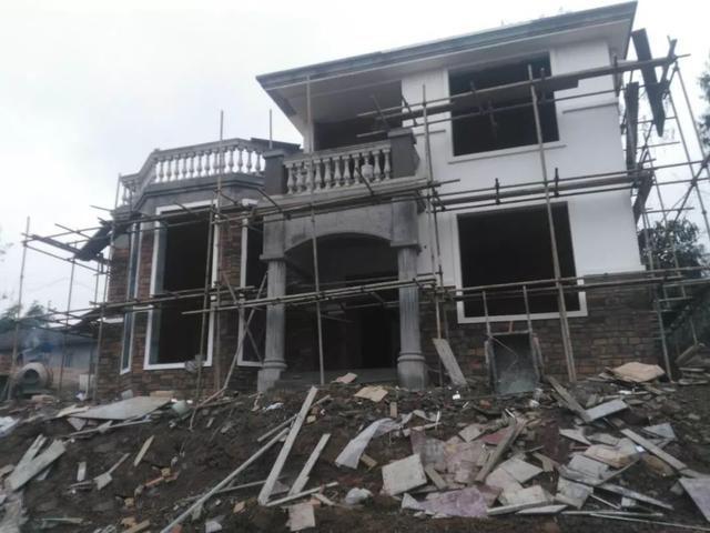 11*11米帶露臺現代二層農村小洋樓設計圖，附施工過程