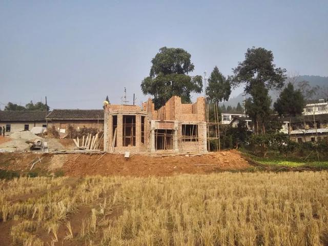 11*11米帶露臺現代二層農村小洋樓設計圖，附施工過程