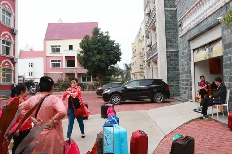 廣西北海：海泰別墅群的拆違，候鳥(niǎo)老人非常支持！為什么