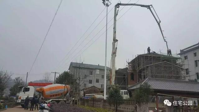 浙江80后曬新房，110萬自建花園別墅，城里人看了都眼紅！