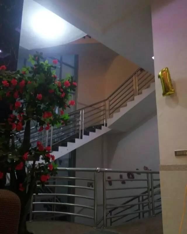 三層半農村別墅，建成這樣花了60萬了，貴嗎