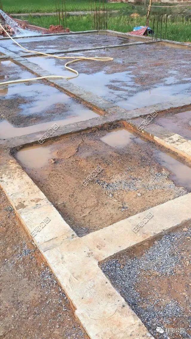 幾套農村自建別墅外觀實景圖，附戶型圖和施工過程